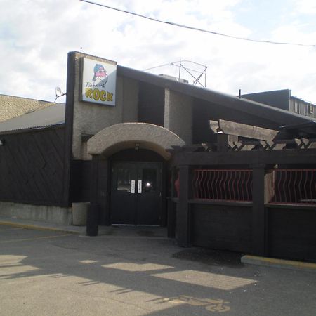 Keystone Motor Inn Брандон Экстерьер фото