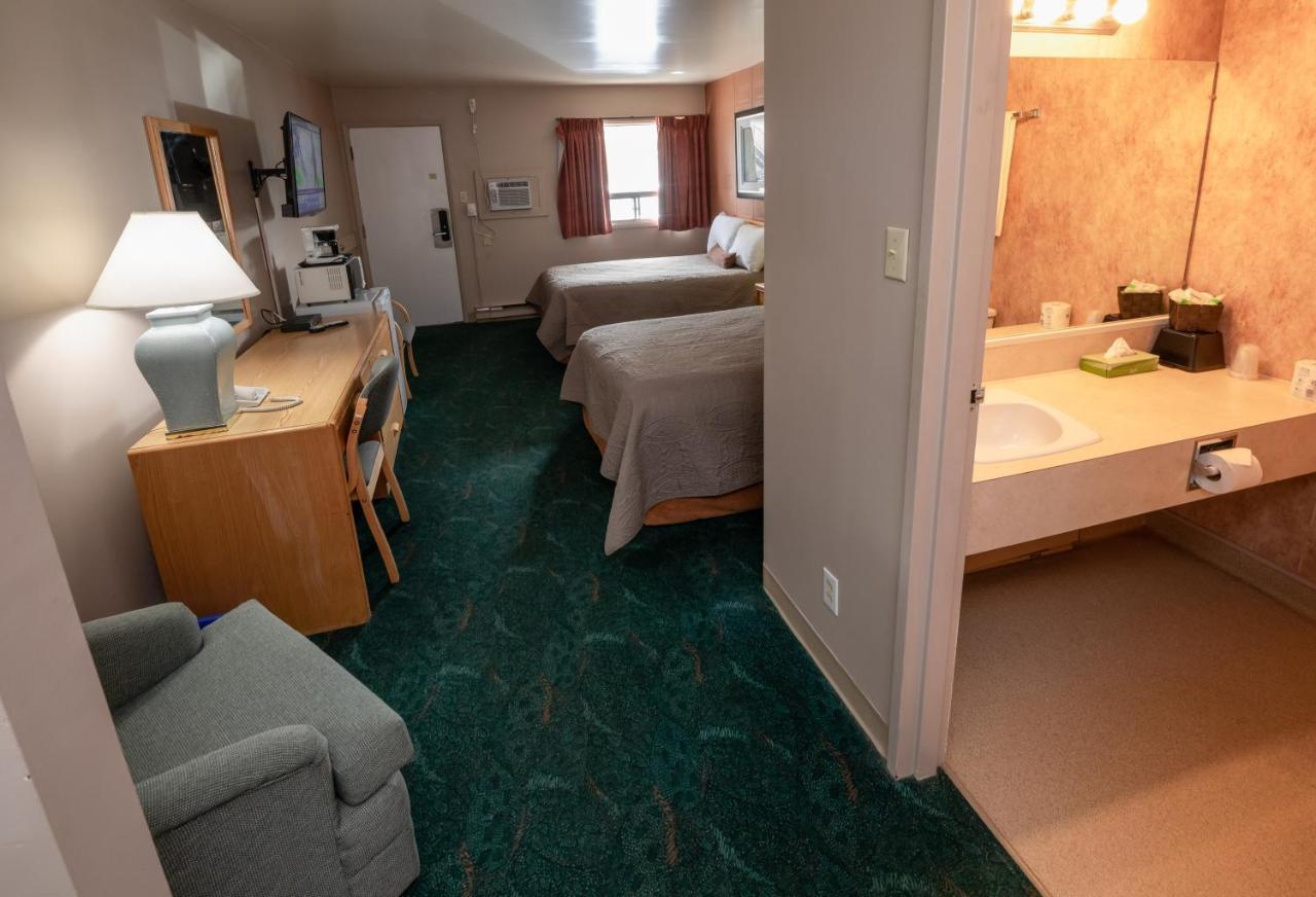 Keystone Motor Inn Брандон Экстерьер фото